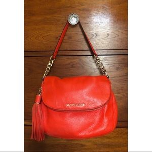 Michael Kors Med. Tassel Convertible Bag/ Purse.